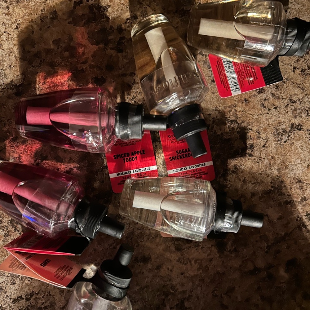 6 pack Holiday wallflower refills